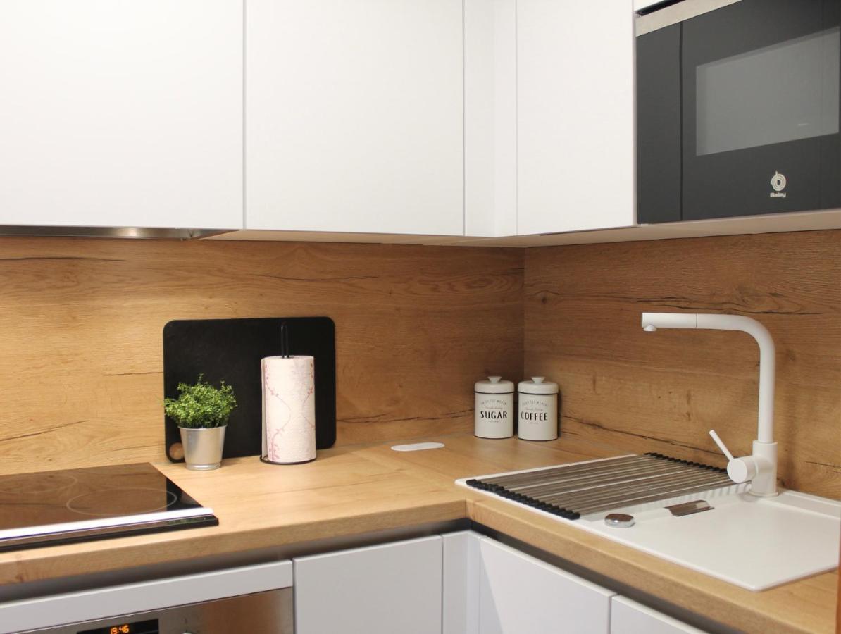 Apartamento Beachfront La Jacaranda マルベーリャ エクステリア 写真